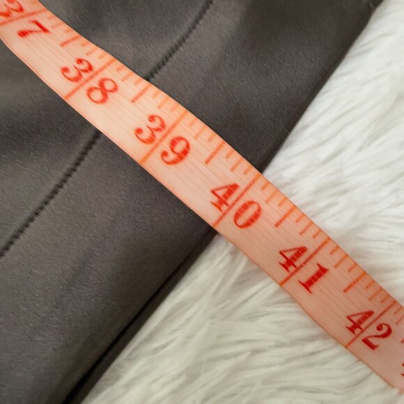 Women Old Navy Shiny Satin High Rise Wide Leg Pants in Olive Green Size Small - Picture 4 of 11